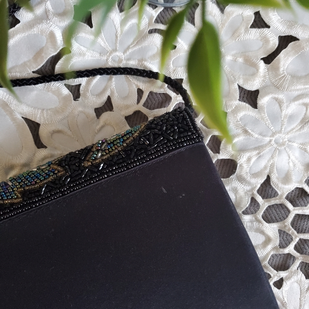 VINTAGE | Beaded Mini Purse - Picture 7 of 8